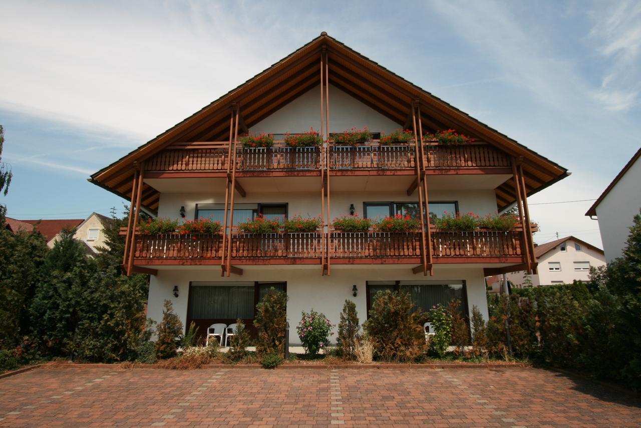 Hotel Garni Sebastian Kirrweiler  Exterior photo